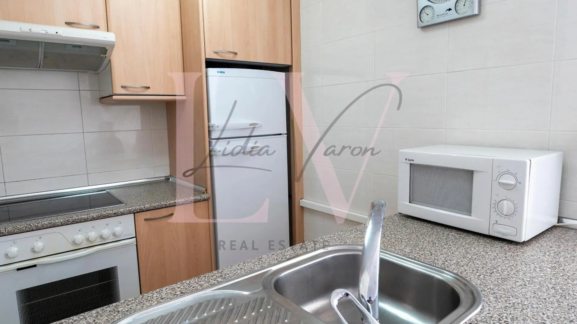 Lv Real Estate Aquamarina III Apartment La Pineda