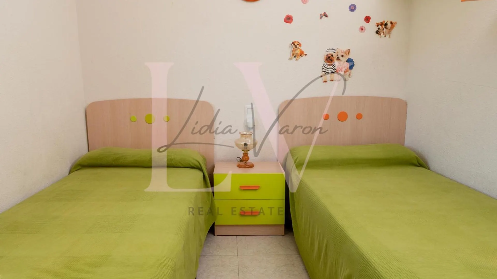 Lv Real Estate Aquamarina III Apartment La Pineda 0*,