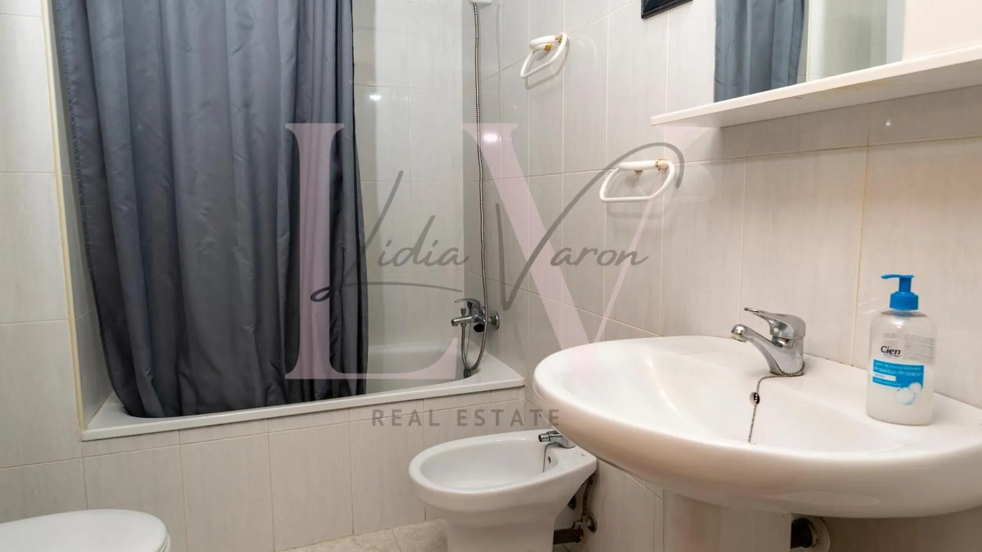 Lv Real Estate Aquamarina III Apartment La Pineda