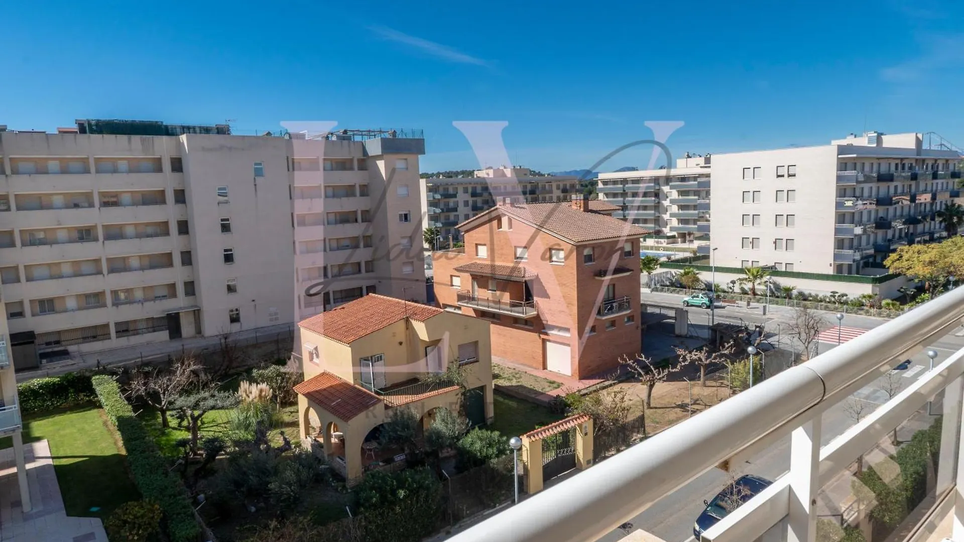 Lv Real Estate Aquamarina III Apartment La Pineda